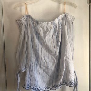 Off shoulder shirt